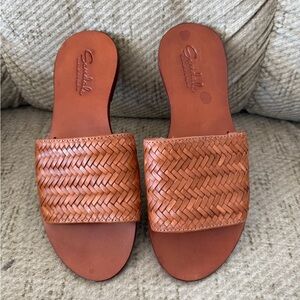 Dragon Diffusion Women Handcrafted Sandals Real Leather Size 6.5